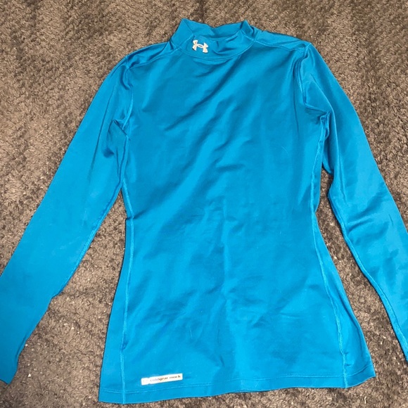 Long sleeve workout shirt - Picture 1 of 2